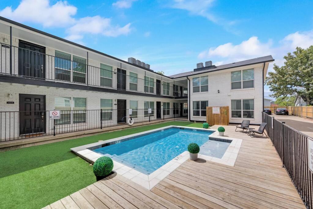The Classic • Near Knox Henderson Dallas Luaran gambar